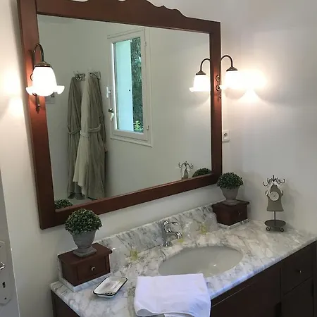 La Nicoulette Bed and breakfast 3*